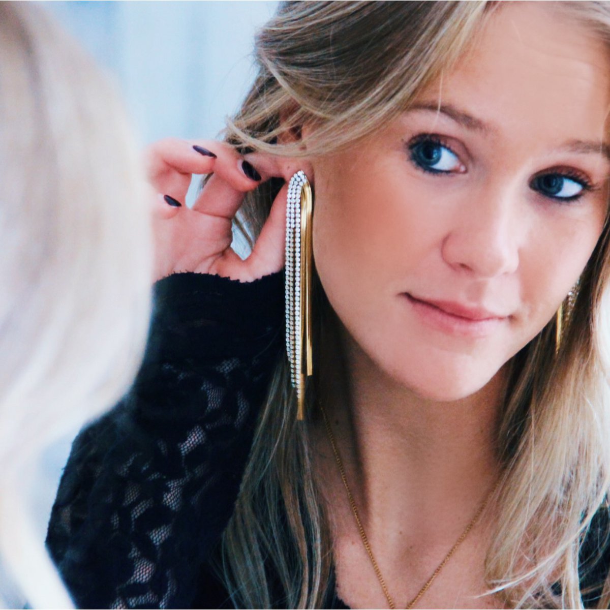 Bazou_waterval oorbellen zirkonia