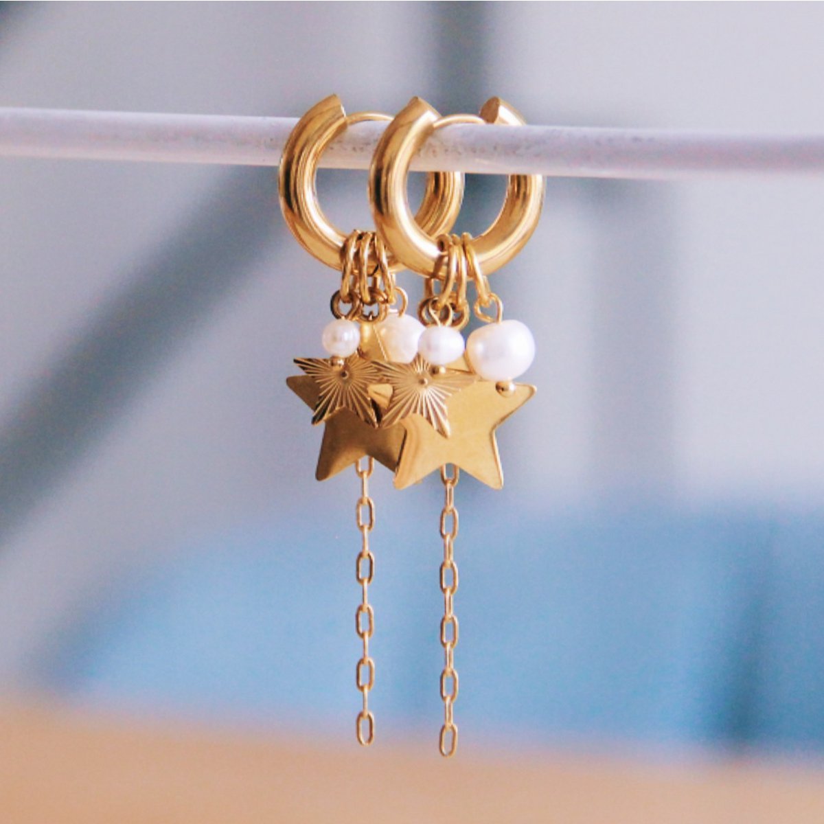 Bazou_oorbellen met ster