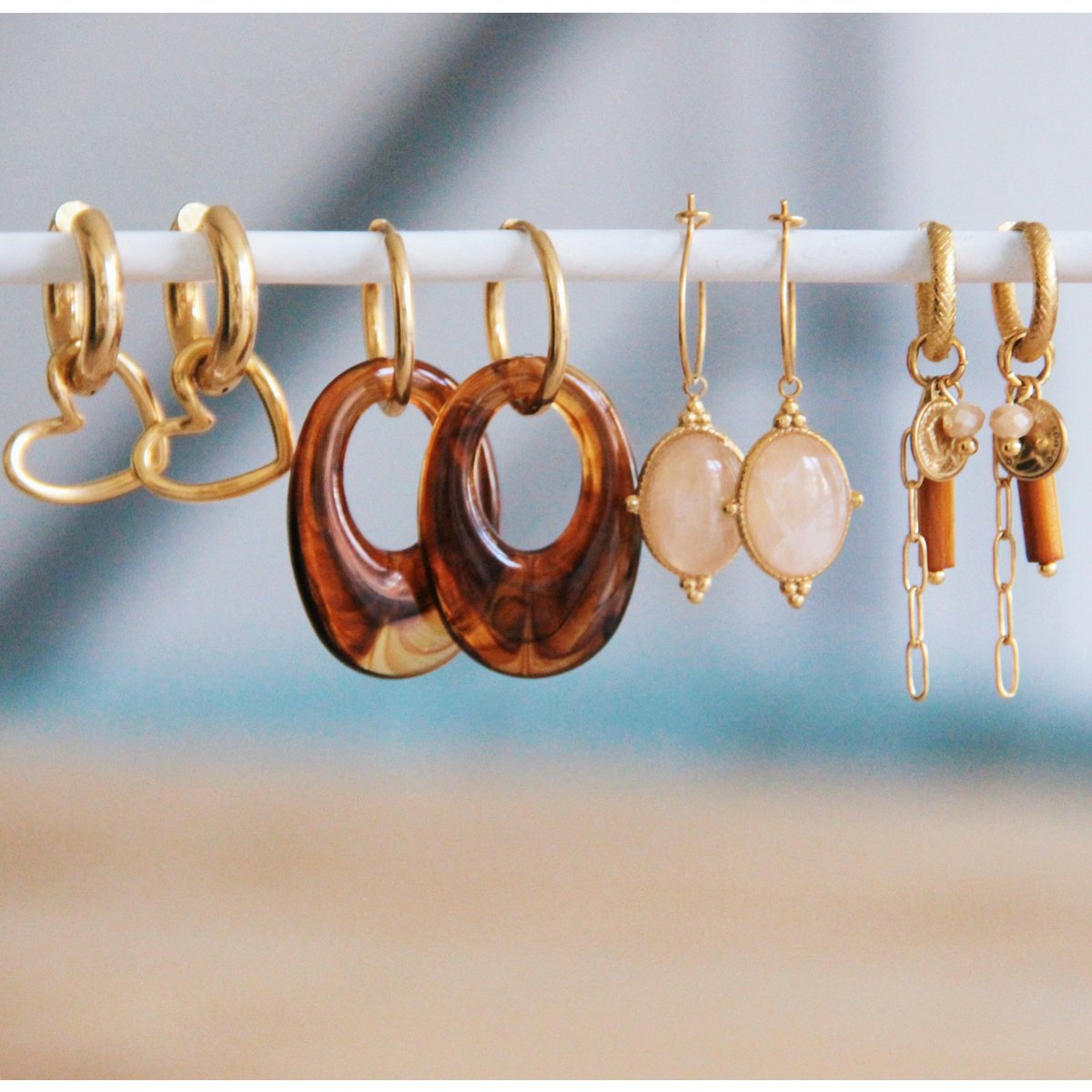 COOSZ_Bazou_oorbellen hart