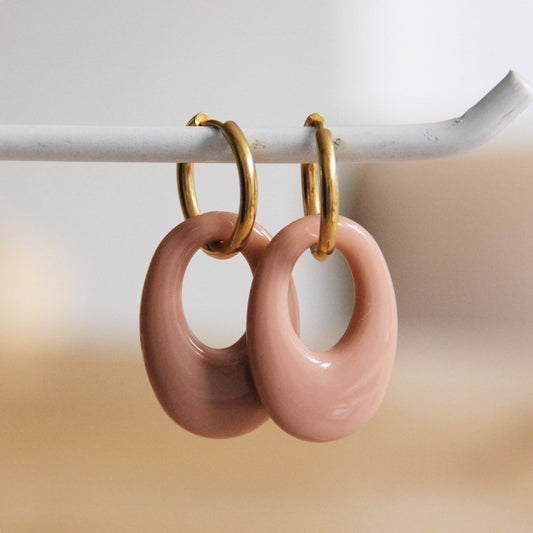 Oorring met resin druppel - oudroze/goud