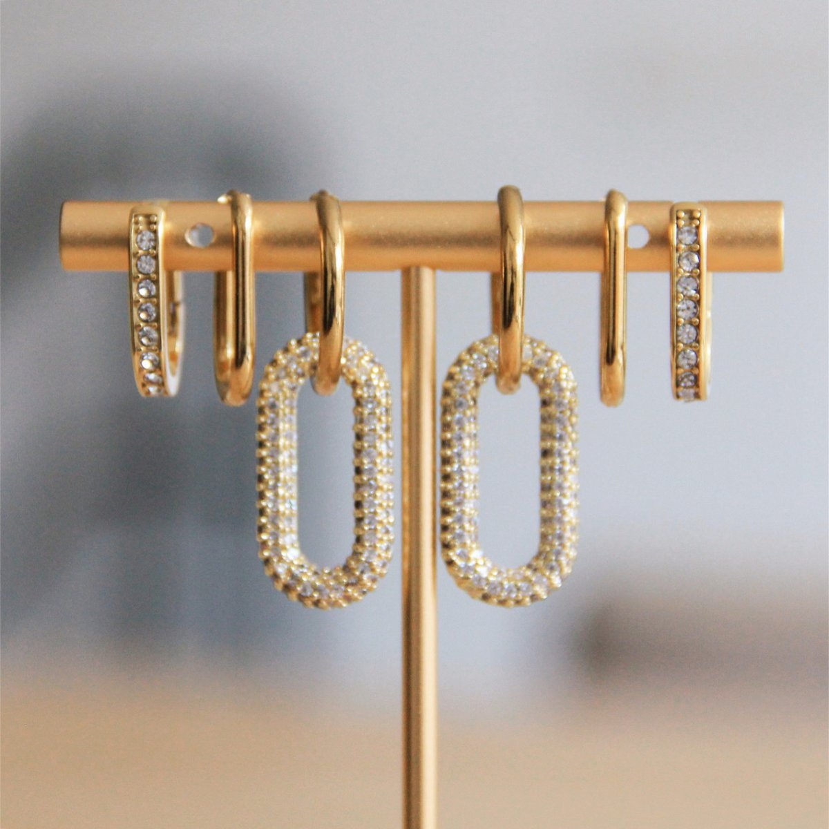 COOSZ_Bazou_oorbellen zilver