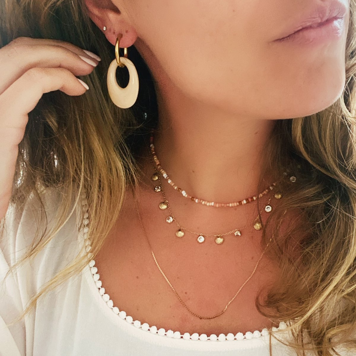 COOSZ_Bazou_hars druppel oorbellen 